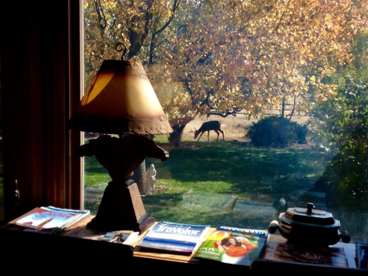 Yellowstone Cattle Baron Ensuite, Private Entrance & Parking - Prairie Rose B&B Cheyenne Rum bild