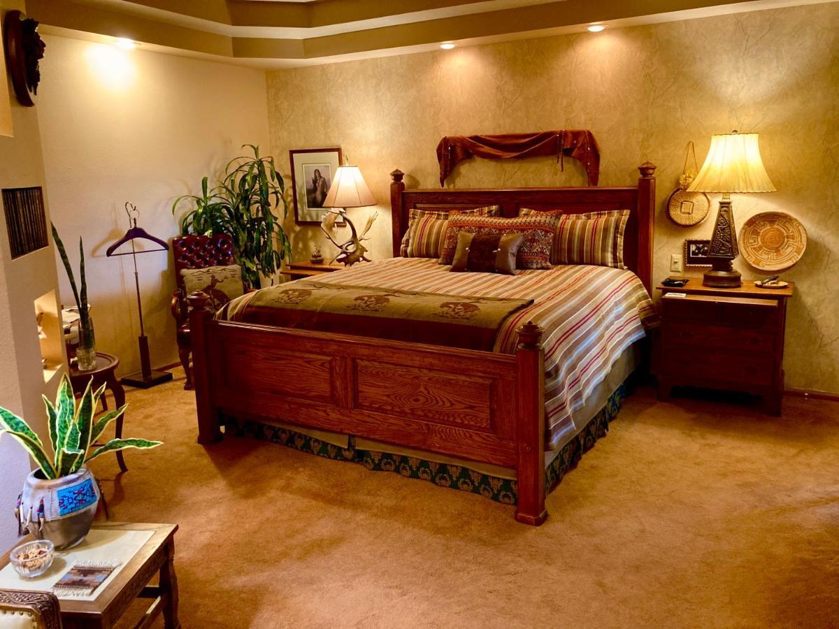 Yellowstone Cattle Baron Ensuite, Private Entrance & Parking - Prairie Rose B&B Cheyenne Exteriör bild